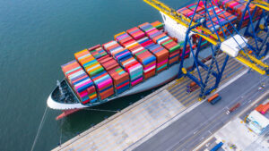Key Questions to Ask a Shipping Container Supplier Before You Buy or Lease
